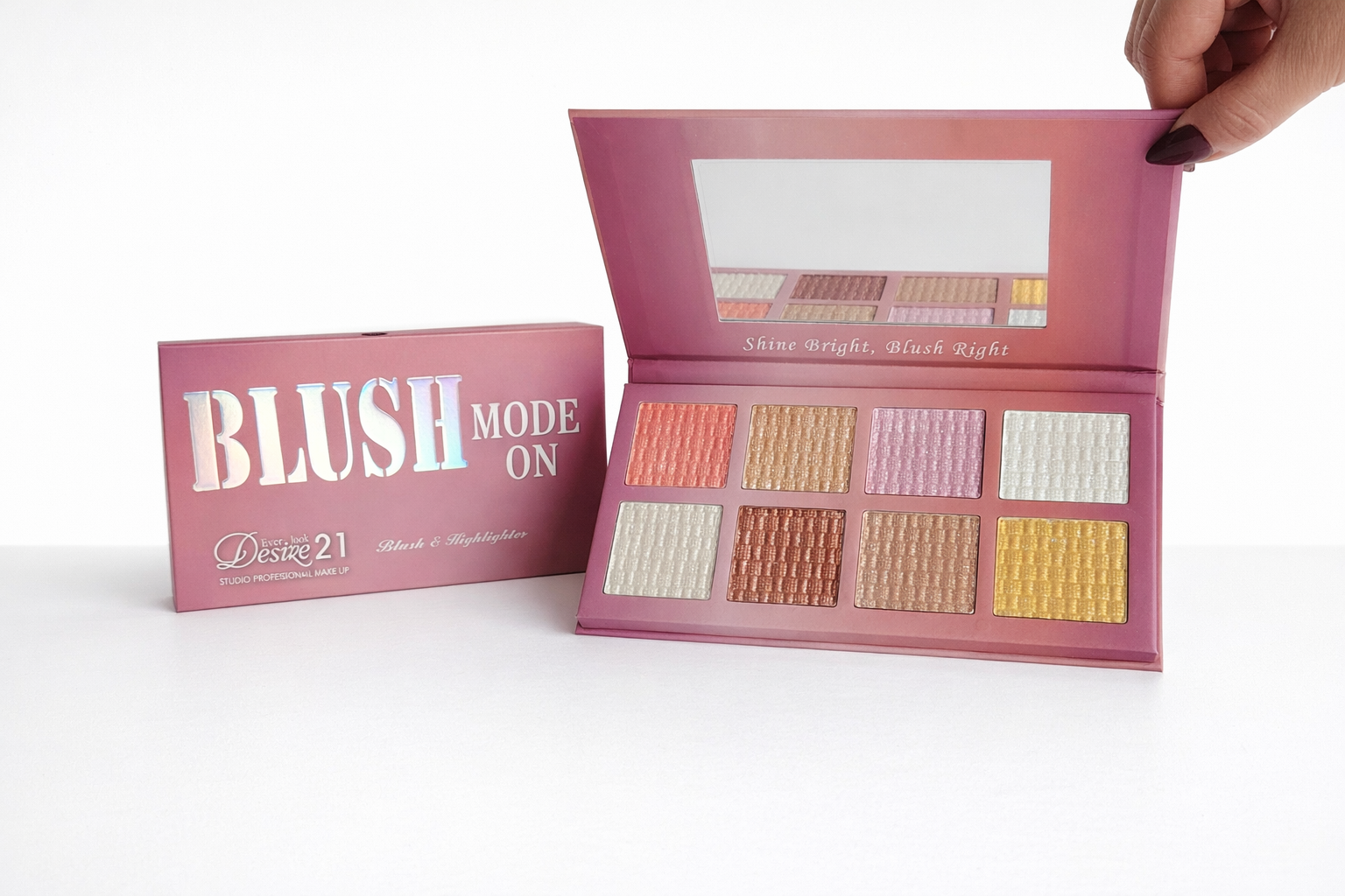 لوحة بلاشر وهايلايتر- Shine Bright✨ باليت Shine Bright, Blush Right – سحر الإشراق المتكامل